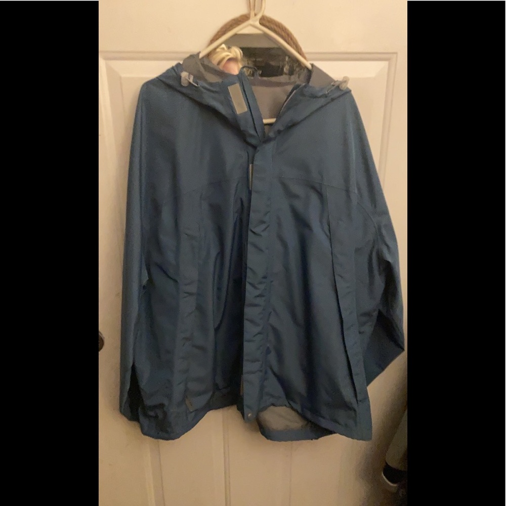 Discovery channel all weather jacket size 2x